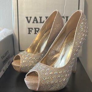 Valenti FrancoChampagne Glitter Peep Toe Heels